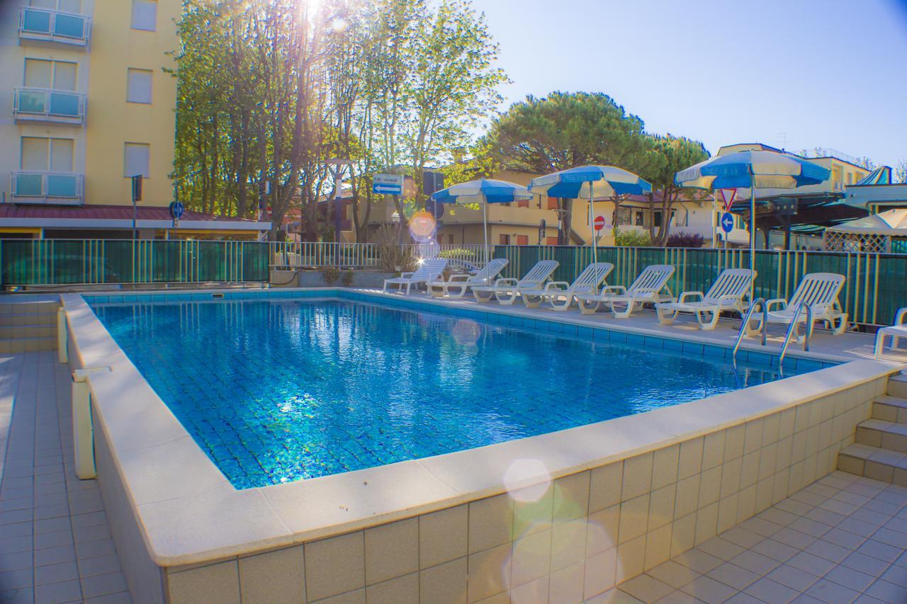 Hotel Brasilia Lido di Classe Esterno foto